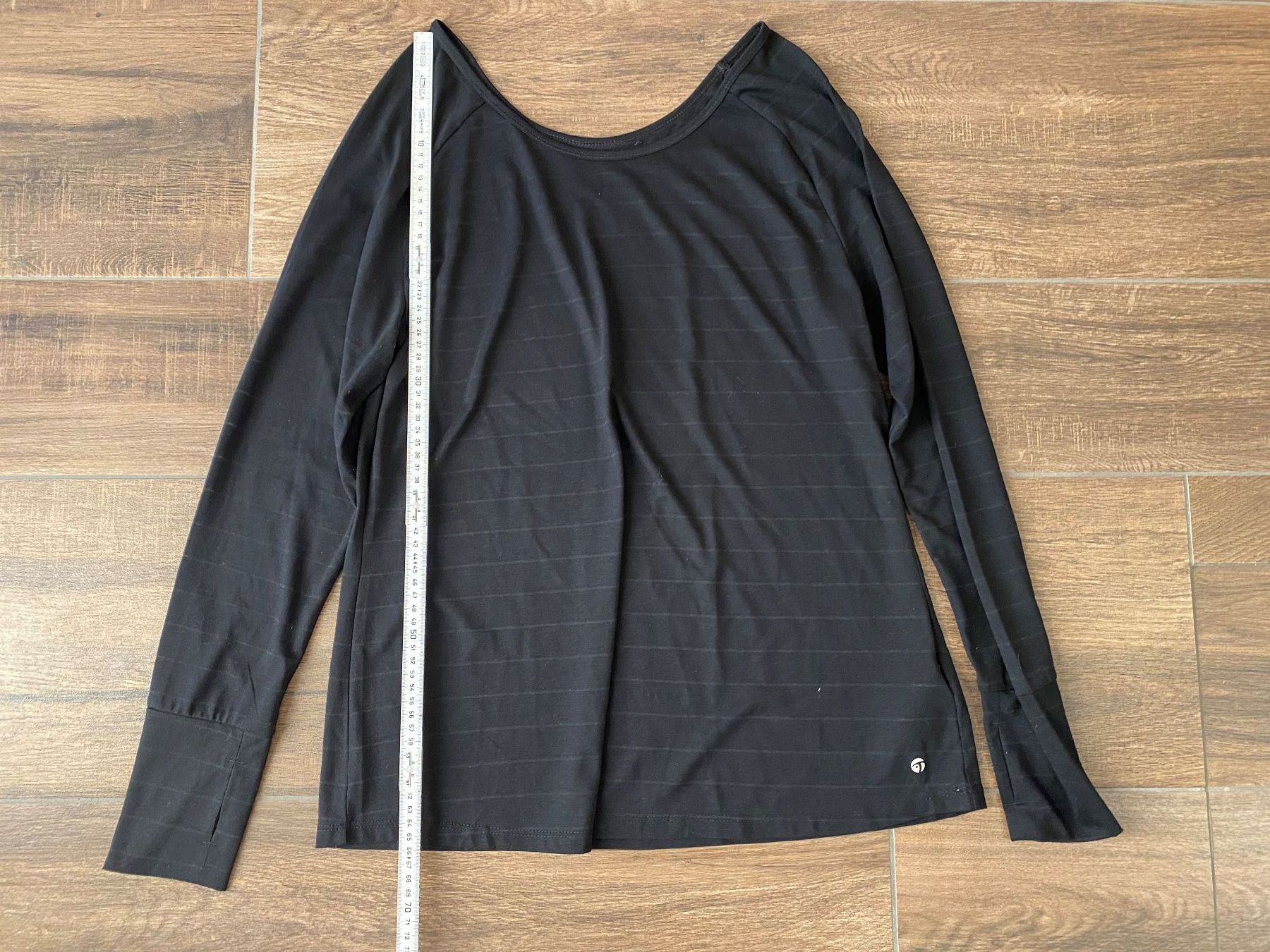 Pullover & Sweatshirts: Tchibo active Essentials Oberteil langarm schwarz Gr. L – Gebraucht aus Pratteln von a23_j2gs 6