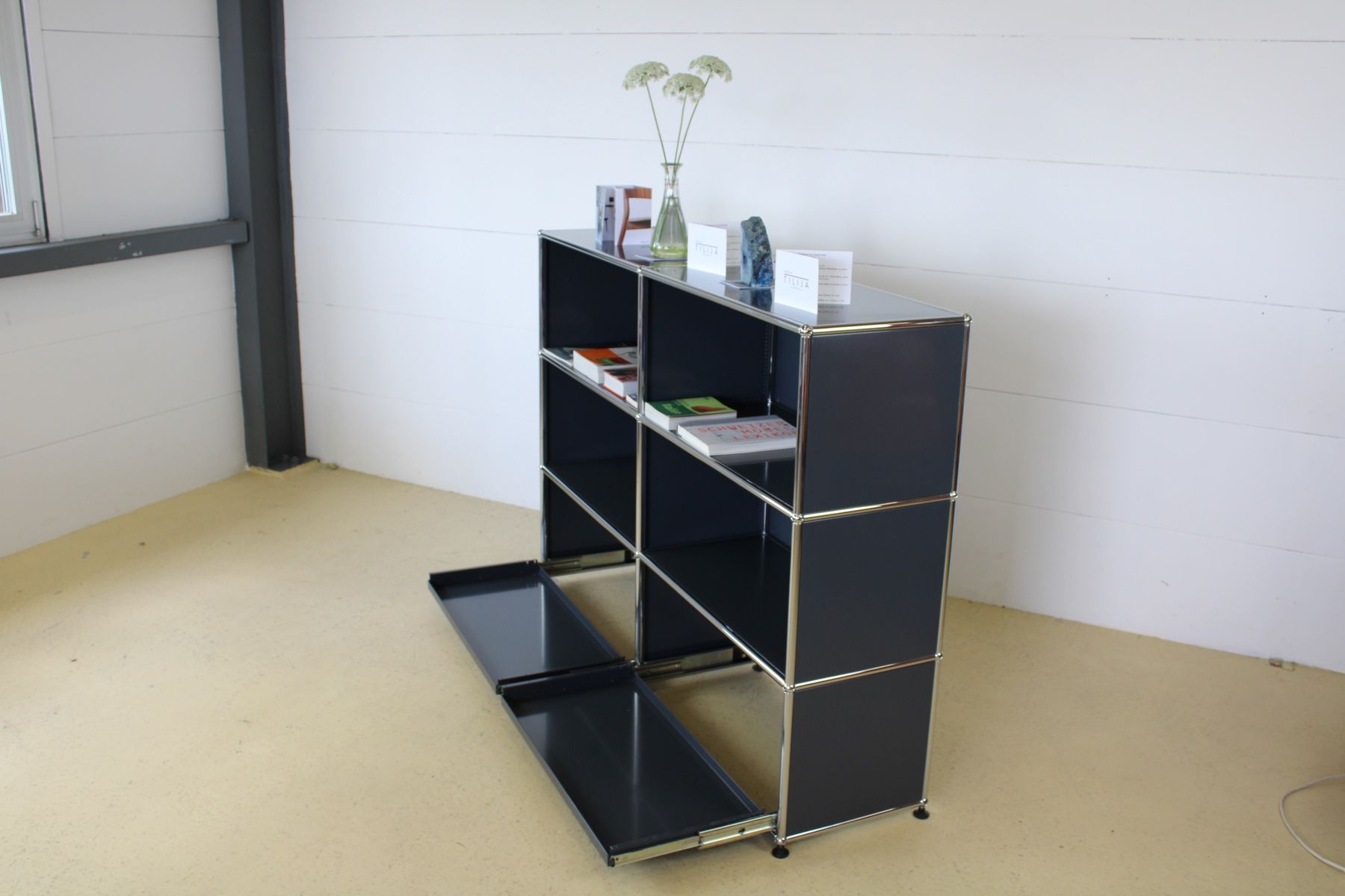 USM Scaffali: USM Regal anthrazitgrau – Usato da Meinisberg venduto da atelier_TILIJA 3