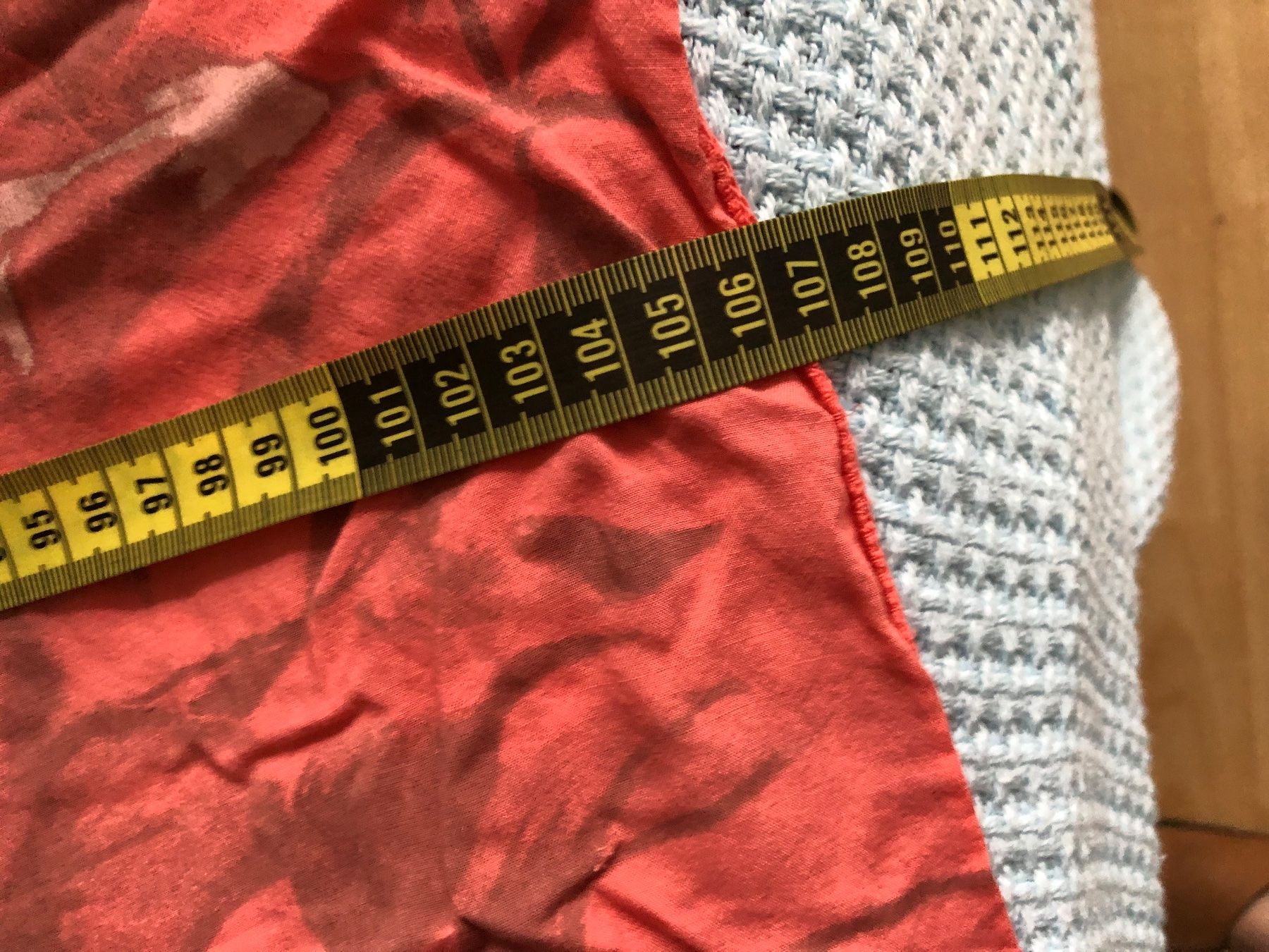 Vestiti: Sommerliches Kleid – Usato da Rüti ZH venduto da Masken 3