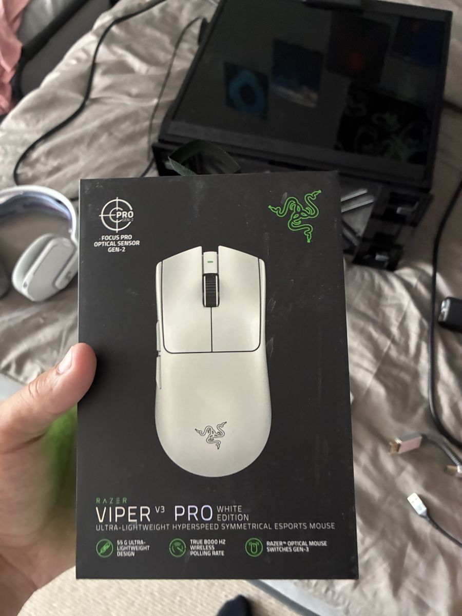 Razer Mouse: Razer Viper V3 Pro White neuwertig – Usato da Zumikon venduto da Classon