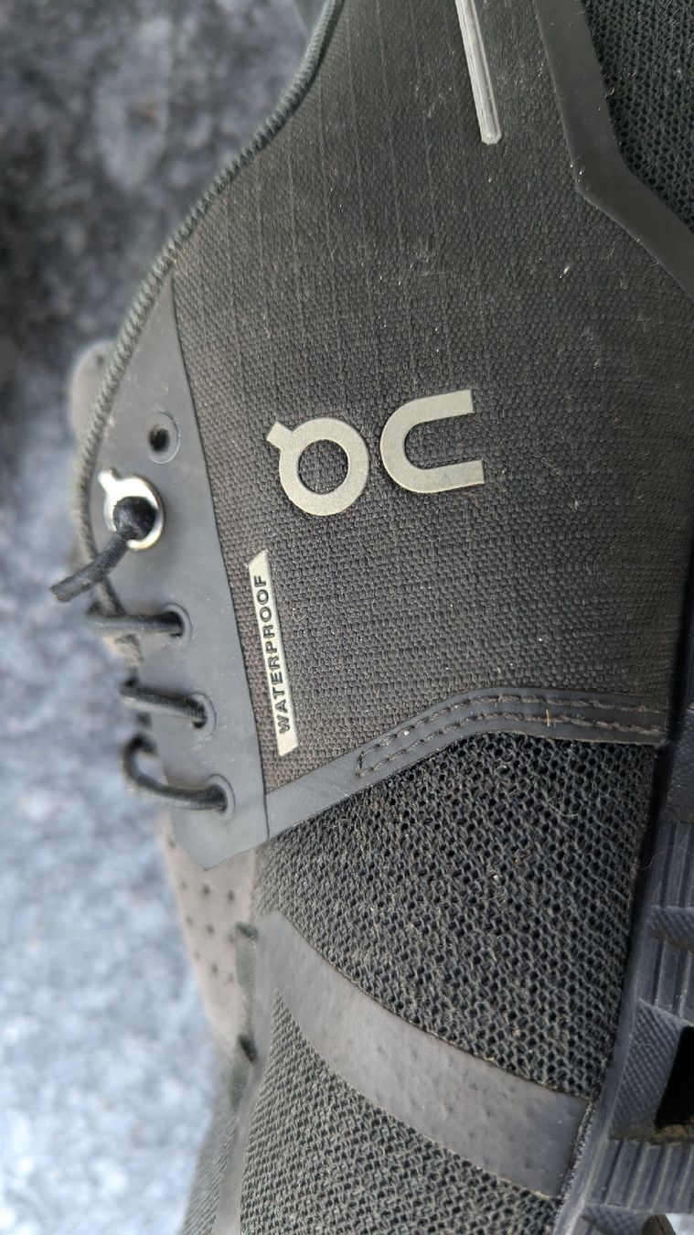 On Chaussures hommes: On Schuhe / Waterproof Sneaker Herren – D'occasion à Opfikon par topofspeedy 4