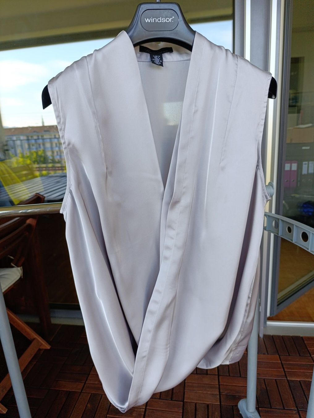 Blusen: Damen Sommer Top, Silber Gr. L – Gebraucht aus Zürich von VorlonShadow 1