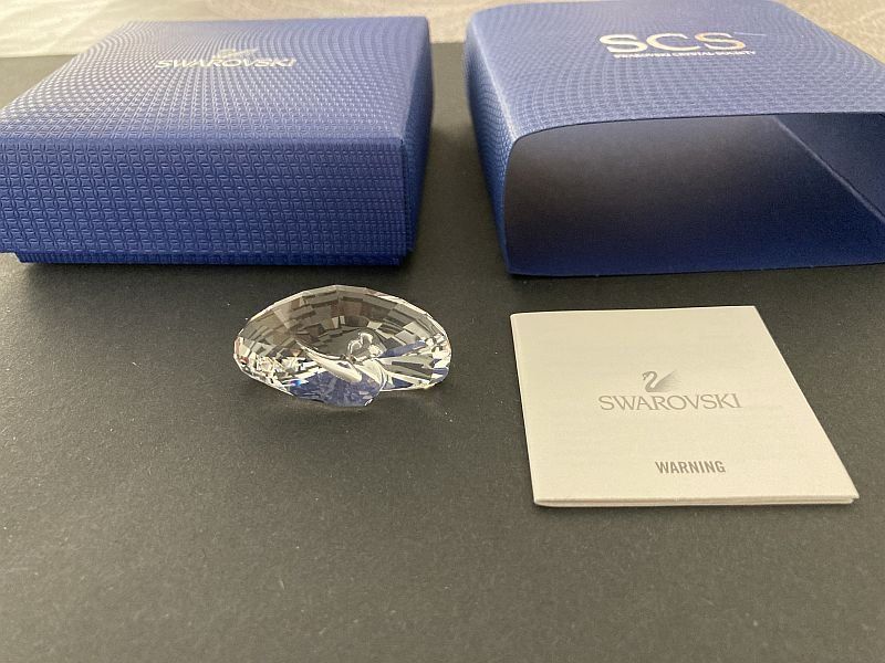 Swarovski Statuette: pavone fermacarte – Nuovo (secondo la descrizione) da Airolo venduto da Hmagnum 1