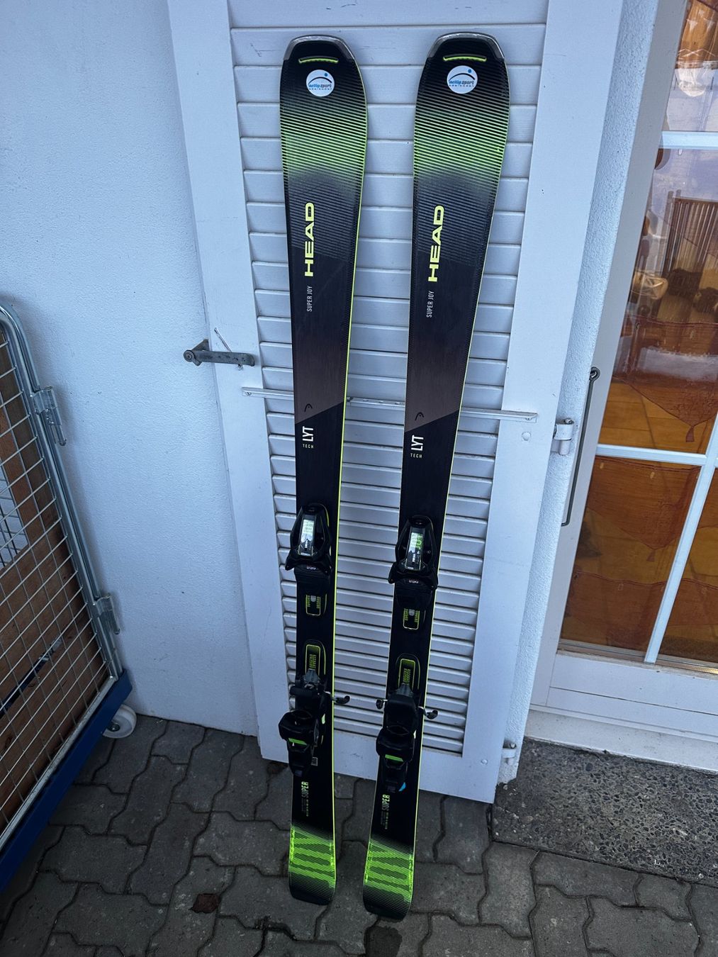 Head Sci: Damen Ski HEAD Super Joy, Länge 163cm – Usato da Büetigen venduto da Sandro3285
