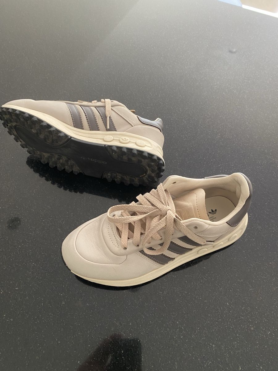 Adidas Scarpe da donna: Adidas La Trainer XLG – Usato da Menziken venduto da Chacharas 3