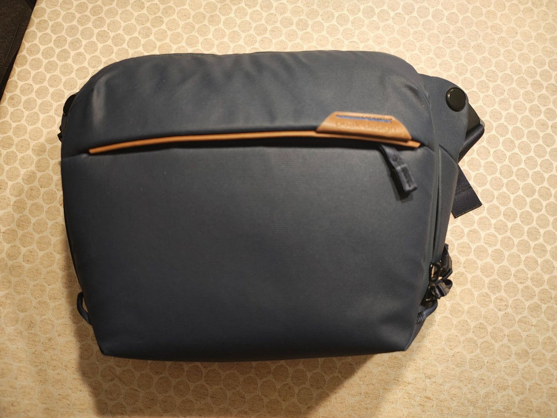 Taschen: Fototasche Peark Design Everyday Sling 6L v2 Midnight – Neu (gemäss Beschreibung) aus Bonstetten von Navilo