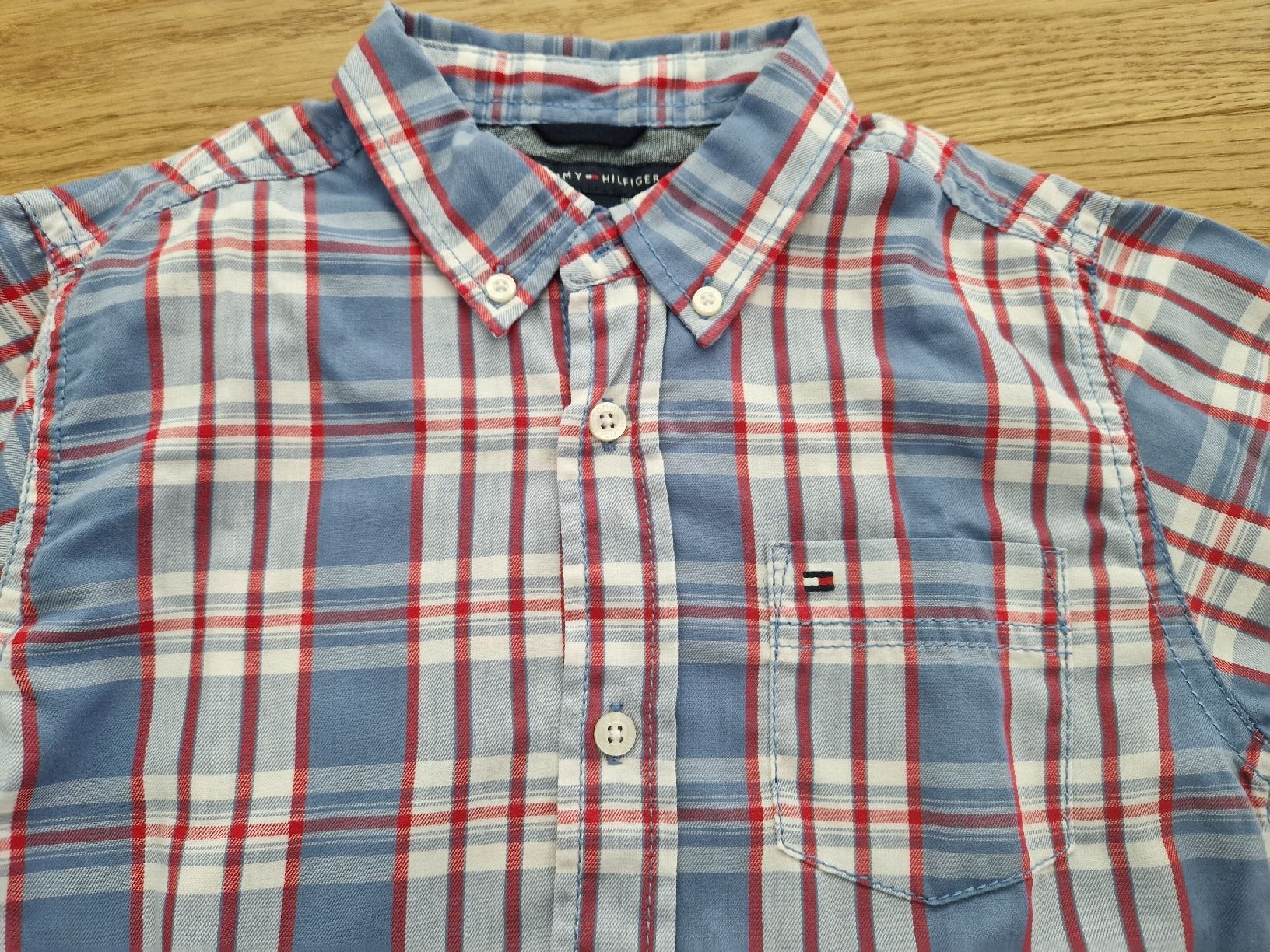 Tommy Hilfiger Camicie, T-shirt & Polo: Hemd Thommy Hilfiger Gr. 128 – Usato da Davos-Dorf venduto da Bpelikan 3