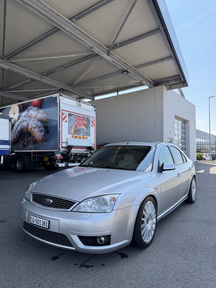 Ford Automobili: Ford Mondeo ST 220 ab MFK – Usato da Bronschhofen venduto da SezoCarsector 1
