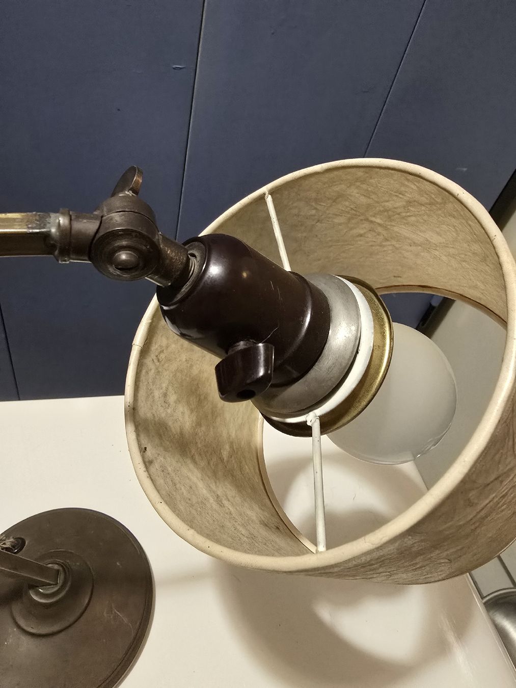Lampen: antike Tischlampe – Gebraucht aus Biel/Bienne von alexriveros2 3