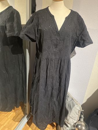 tolles schwarzes Kleid Gr. 3XL (40+) 