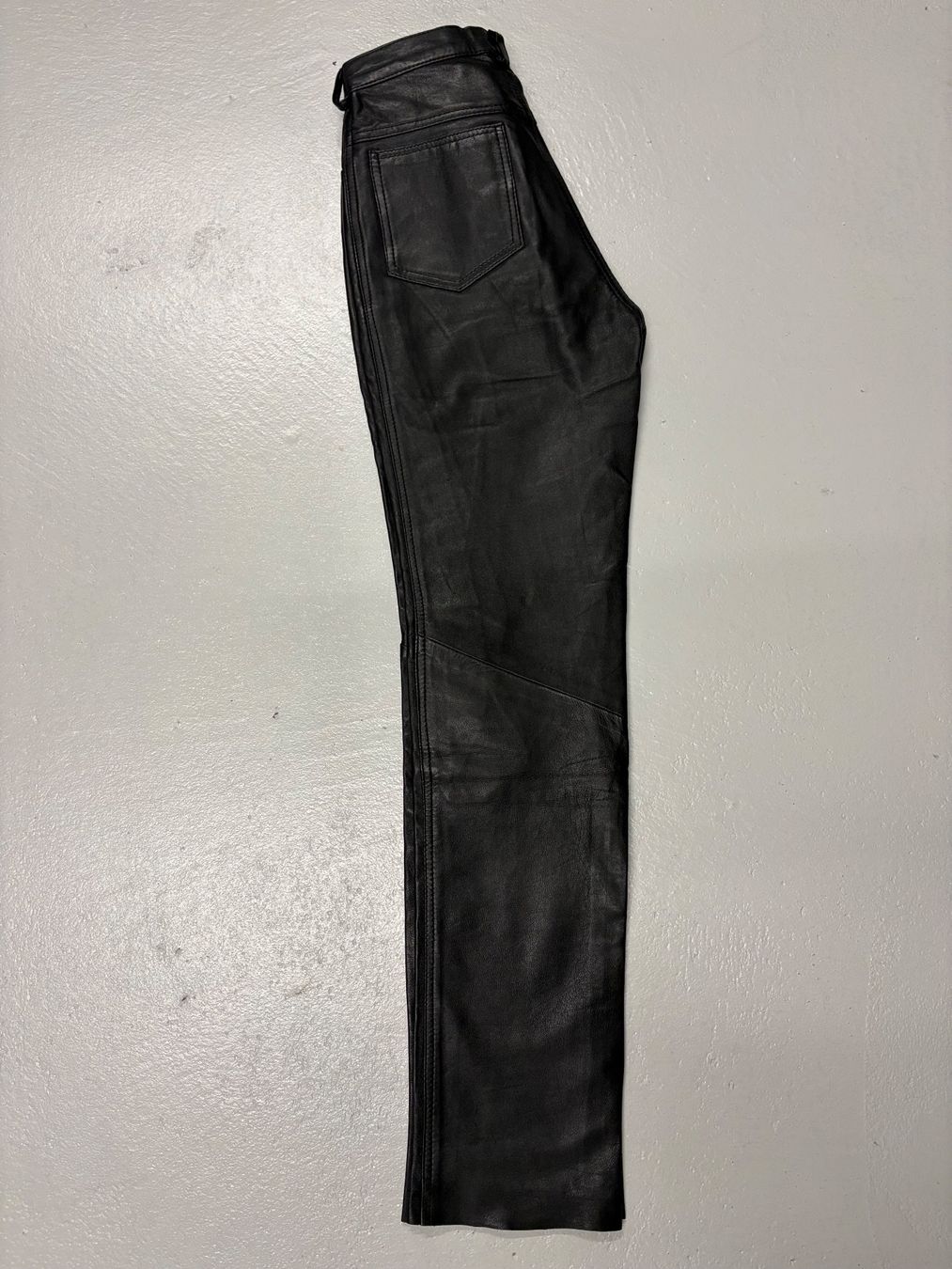Hosen: gerade geschnittene Lederhose Gr. 34 schwarz Slim – Neu (gemäss Beschreibung) aus Regensdorf von secondchancefashion 3