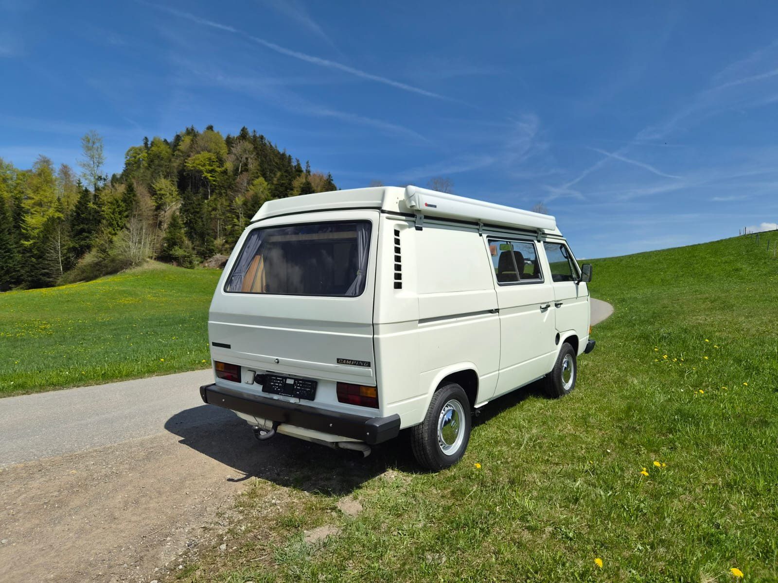 VW Veicoli da campeggio: VW T3 Bus mit original Campingausbau – Usato da Doppleschwand venduto da job_j6c6 6