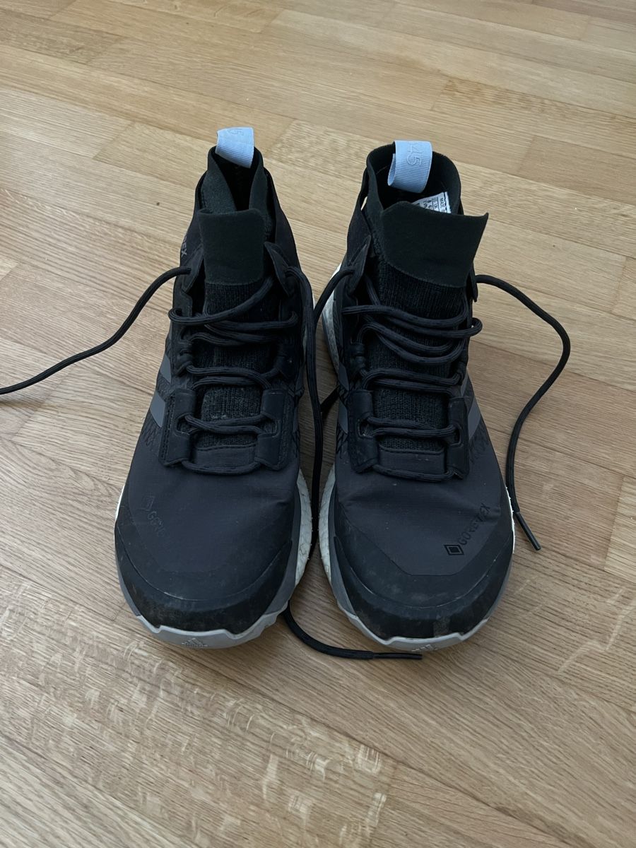 Adidas Scarpe da uomo: Adidas Hiking Shoes – Nuovo (secondo la descrizione) da Zürich venduto da val_5d9k 1