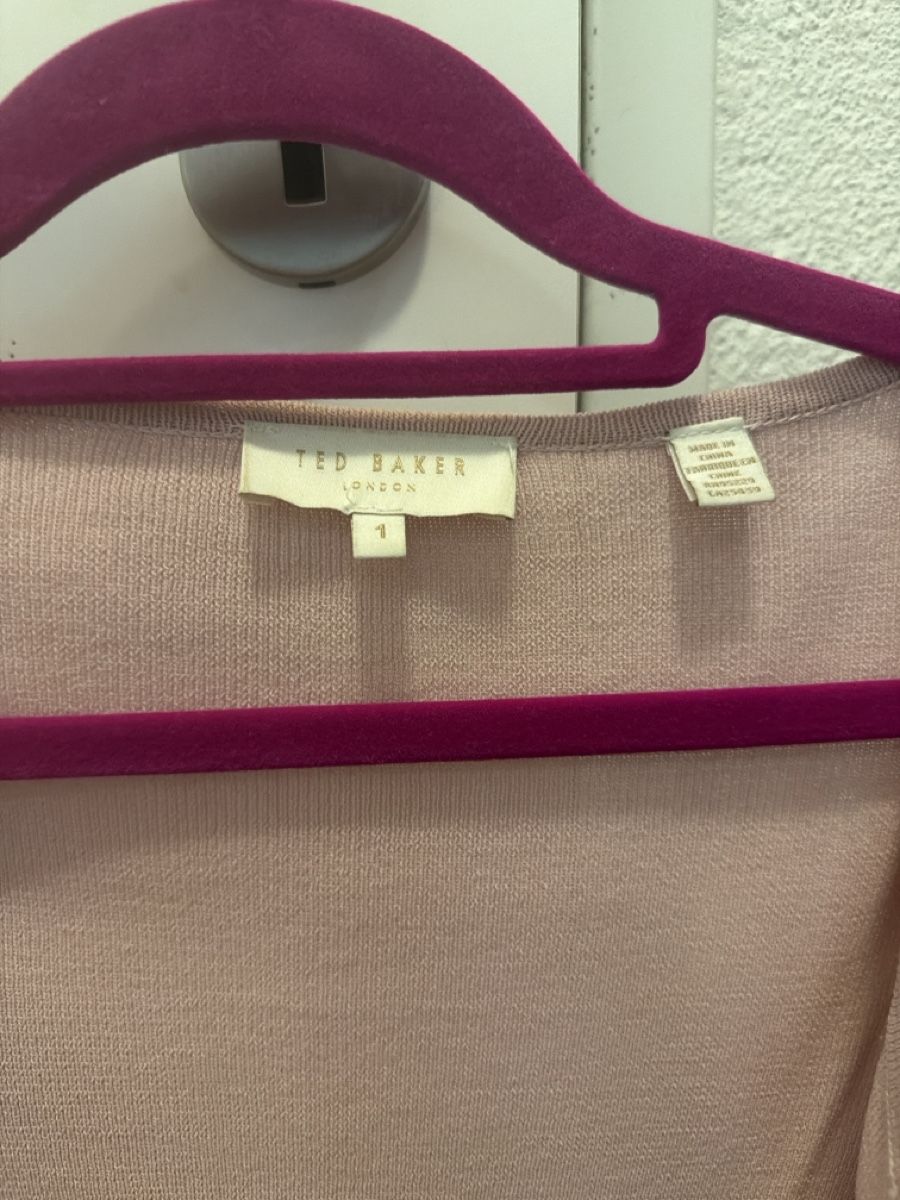 Ted Baker Jacken: Ted Baker Strickjacke Grösse 1 rosa neuwertig – Neu (gemäss Beschreibung) aus Gutenswil von Freetibet1 1