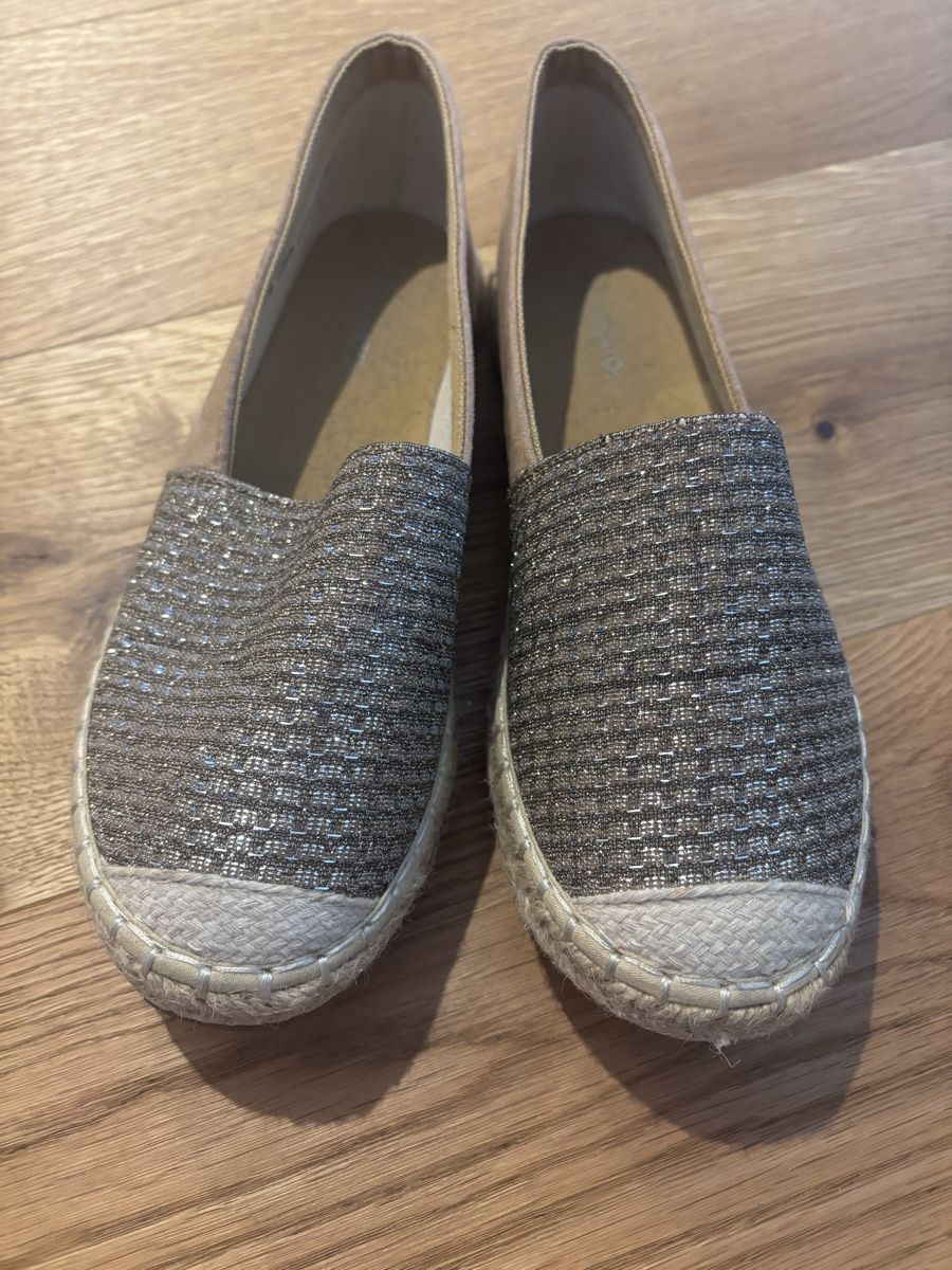 Scarpe da donna: Damen Espadrilles Grösse 38 mit Glitzer neu – Usato da Riggisberg venduto da tueschi24 4