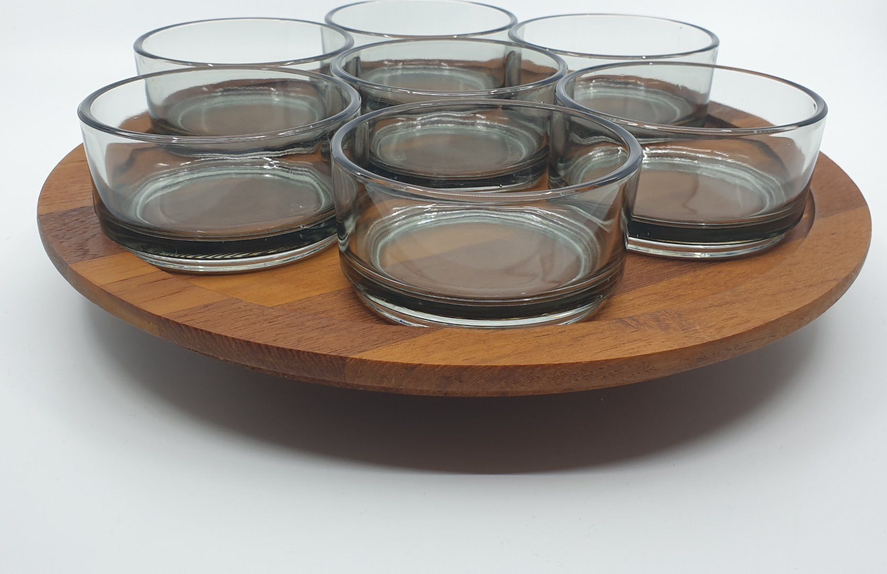 Piatti di portata: Mid Century Apero oder Saucenplatte Teak mit 7 Glasschalen – Usato da Emmen venduto da magelan 1