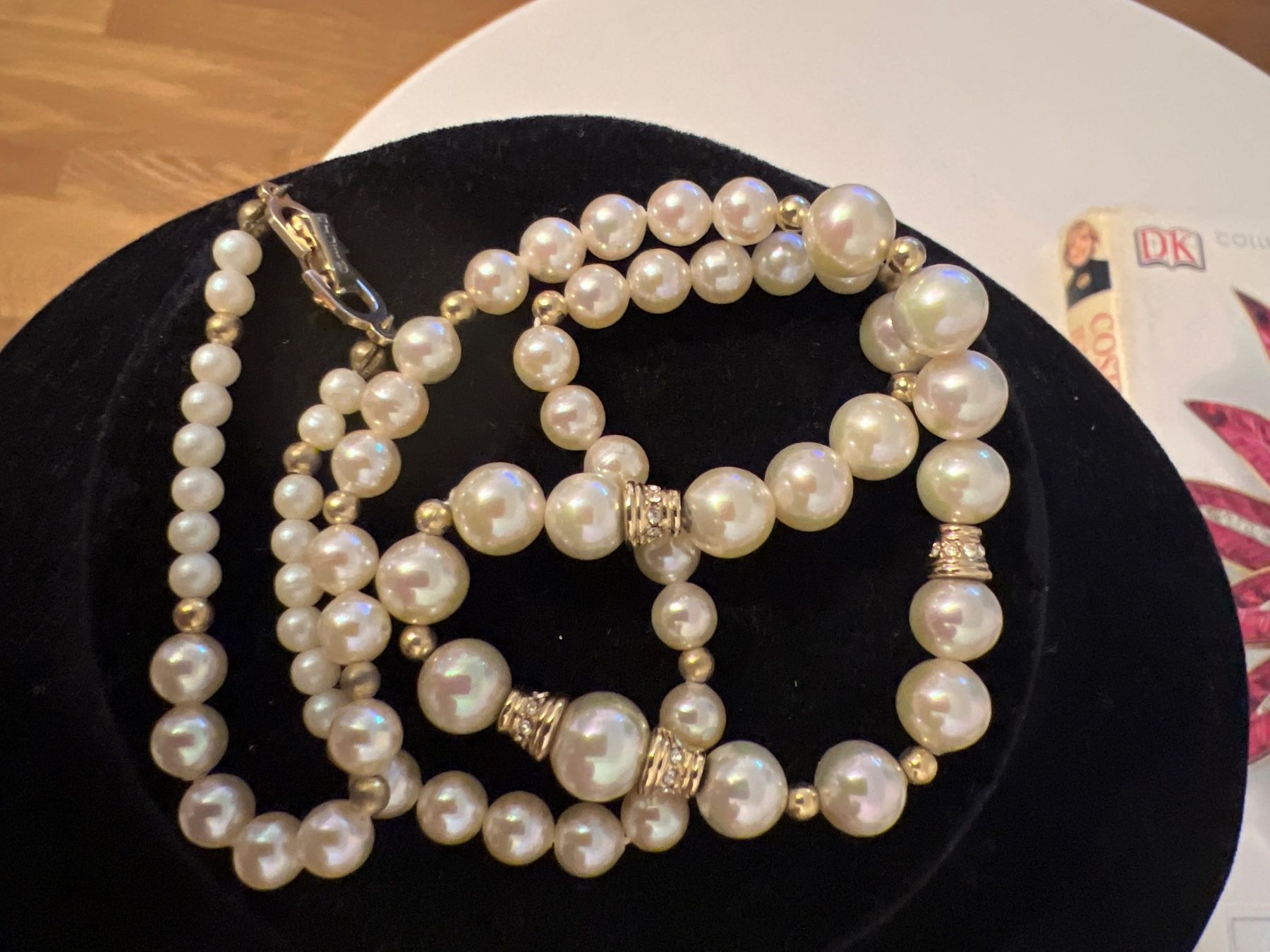 Dior Catenine: Vintage Christian Dior Perlenkette – Usato da Uznach venduto da Ya_x7x6 2