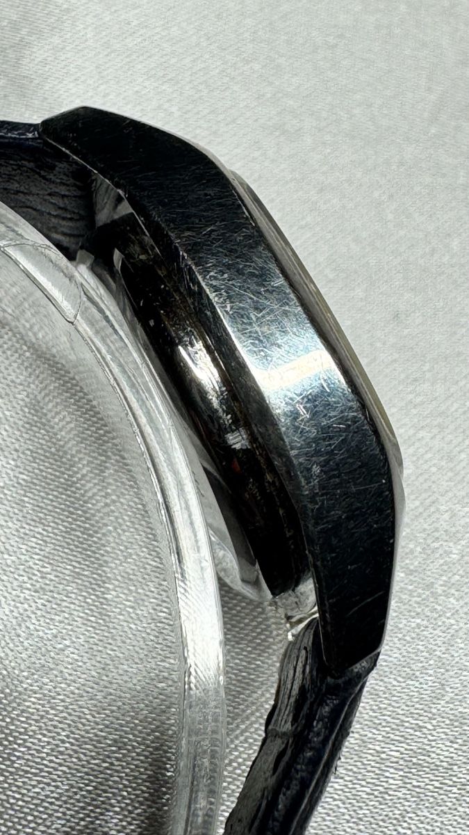Certina Orologi: Certina Quartz Vintage  Quadratisch Design – Usato da Untersiggenthal venduto da TimeandShine 2