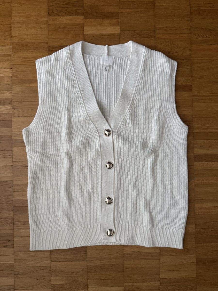 Gilet & Giacche senza maniche: Weisse Strickweste mit Knöpfen – Usato da Horgen venduto da anisa1985