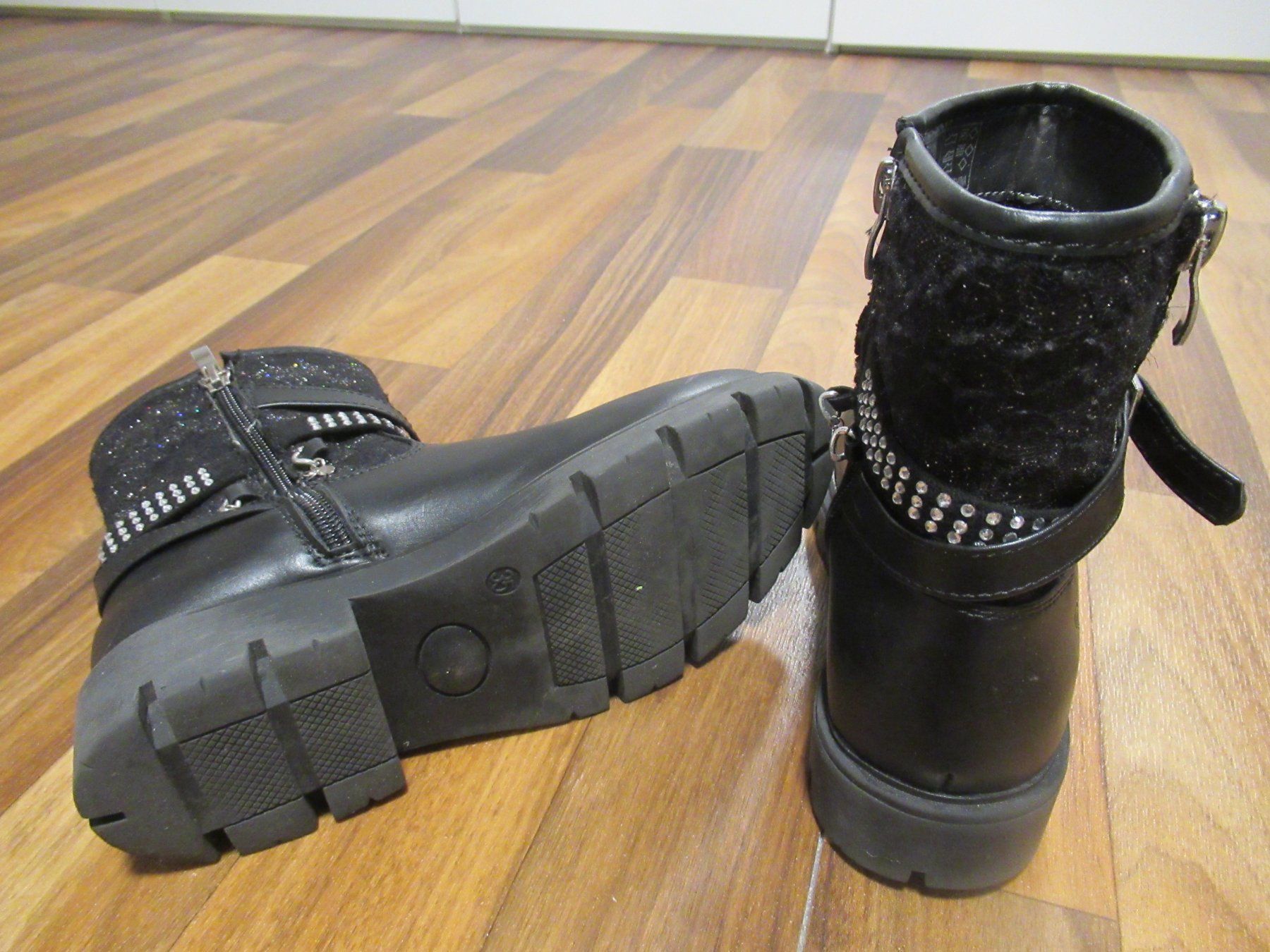Schuhe für Mädchen: Stiefel – Gebraucht aus Wittenbach von pambob 1