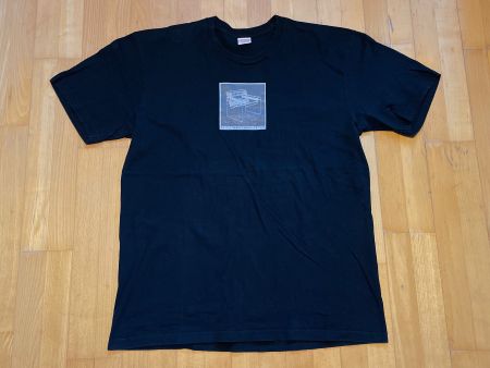 2018 T-Shirt Supreme Chair Tee  Sz XL Eams