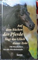 auf dem rücken der pferde liegt...