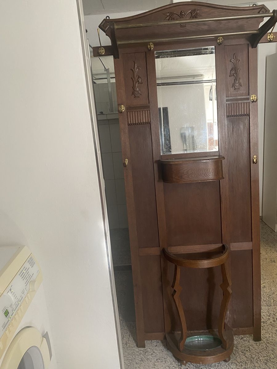 Porte manteau: Garderobe mit Schirmständer  – D'occasion à Wettingen par MarcelM010203