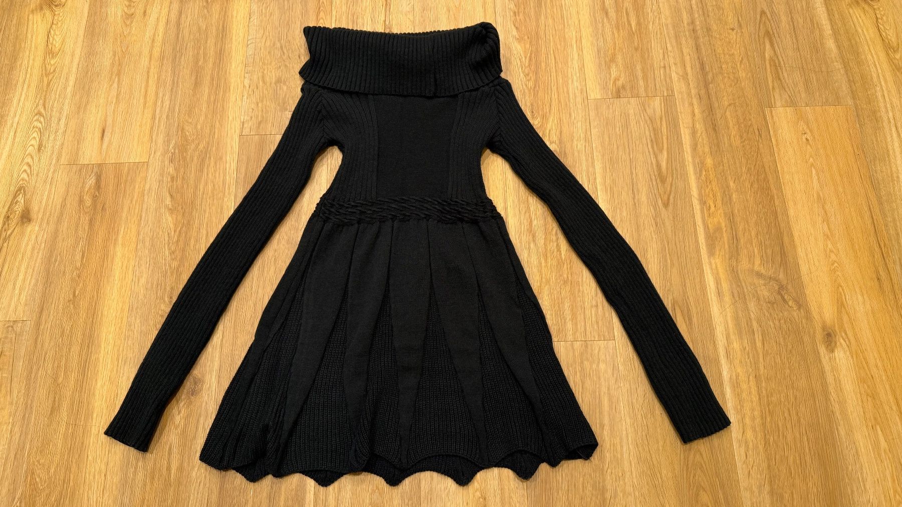 Kleider: Kleid gross S – Gebraucht aus Wallisellen von S_lb 3