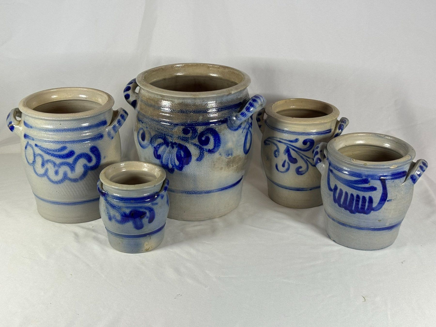Töpfe: Lot de 5 pots/toupines/Schmalztopf en grès – Gebraucht aus Tramelan von lolopat