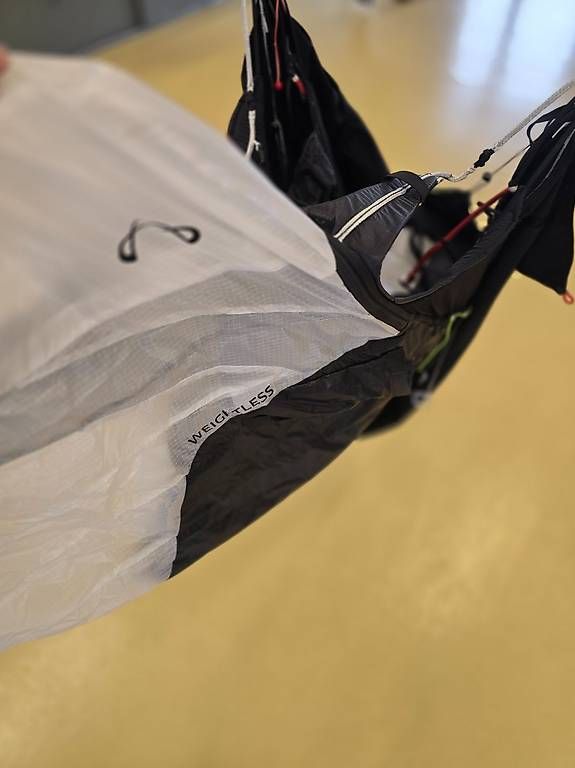 Attrezzatura da arrampicata: Advance Weightless S NEU – Usato da Matzendorf venduto da Flugschule-Jura 1