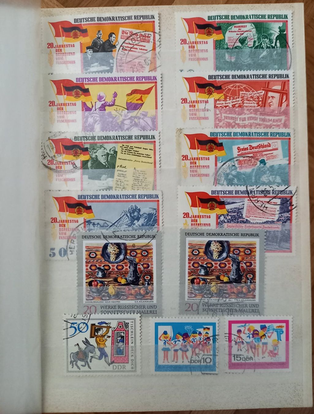 Tutti i francobolli: Briefmarken der "DDR" im Album – Usato da Binningen venduto da mar_2jlr 3