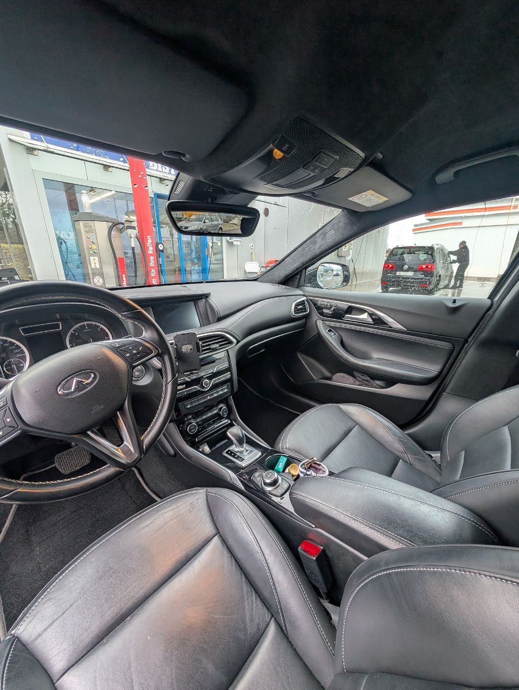 Carrozzine: INFINITI QX30 AWD 2.2D – Nuovo (secondo la descrizione) da Mellingen venduto da Sepoo 7