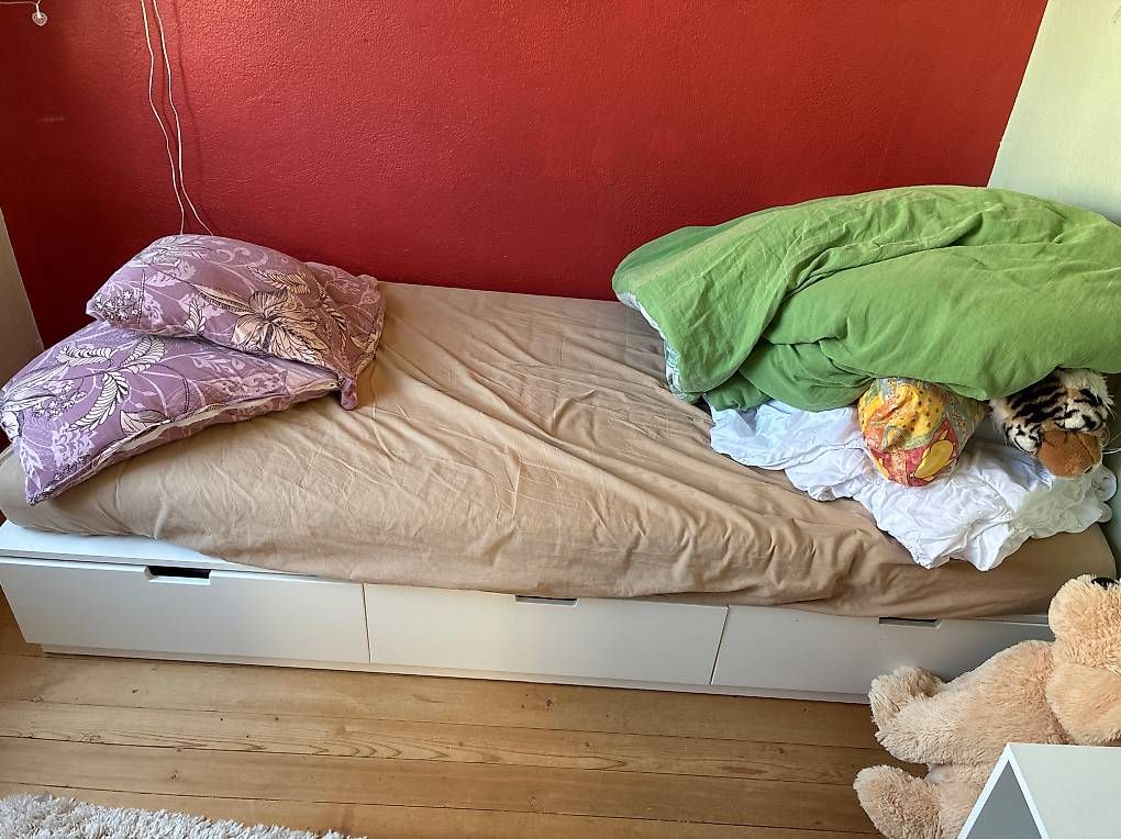 Letti: Bett – Usato da Steckborn venduto da ver_h6k6 1