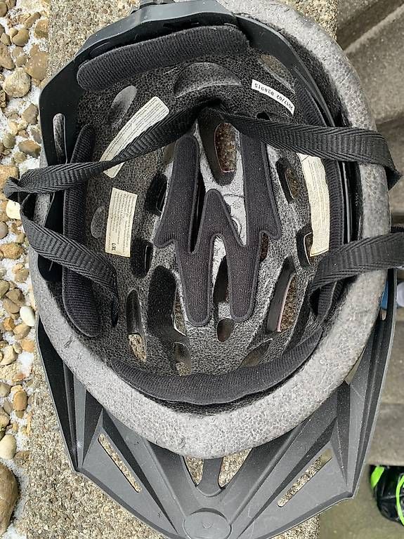 Caschi: fahrradhelm damen – Usato da Bern venduto da Veronicapadurr 1