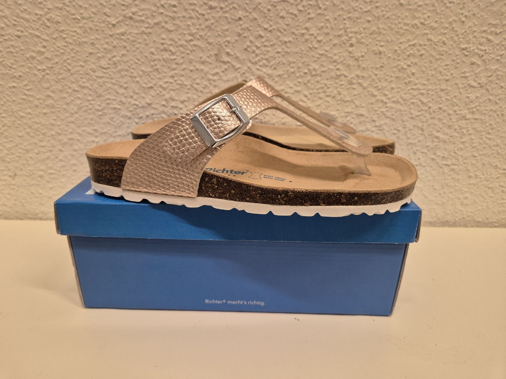 Scarpe per ragazze: Flip Flop Sandale – Nuovo e nell'imballaggio originale da Riehen venduto da Vaniisha13 2