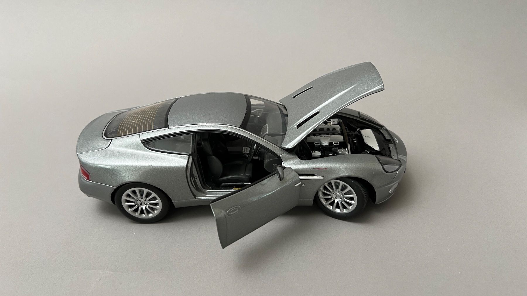Aston Martin Modellini d'auto: ASTON MARTIN- VINTAGE AUTO MODELL KE02 – Usato da Basel venduto da herr_majesty 5