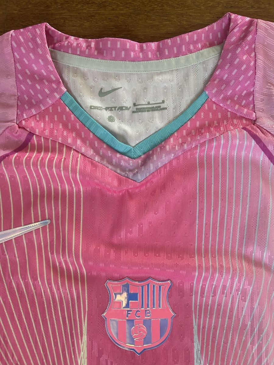 FC Barcelona Canottiere & Pantaloni: FC Barcelona spezial Triko – Nuovo (secondo la descrizione) da Oberkirch LU venduto da LuNeDa 1