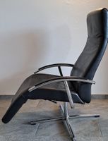 Ledersessel schwarz mit Chromgestell und Liegefunktion