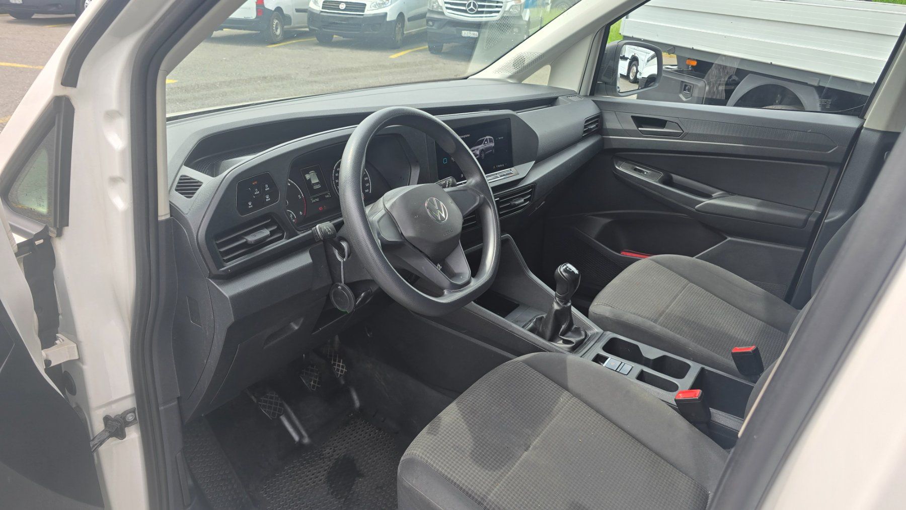 VW Nutzfahrzeuge: VW Caddy 2.0 TDI frisch ab MFK – Gebraucht aus Emmenbrücke von meu_2j8p 6