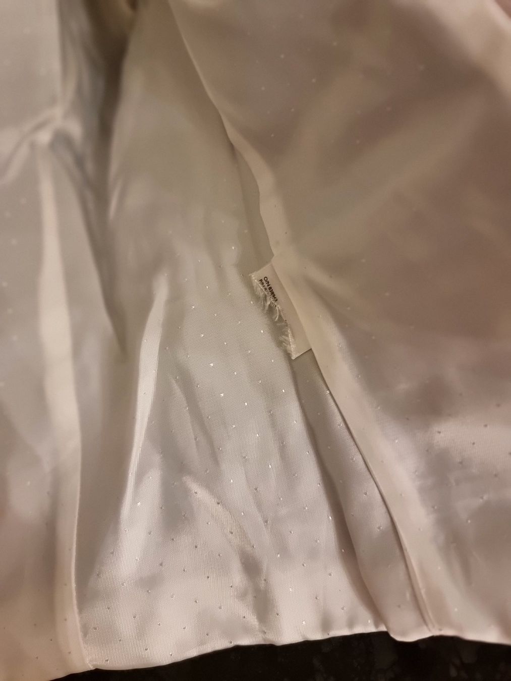 H&M Vestes: H&M cropped Blazer Gr 38 – D'occasion à Interlaken par NataliiaS 4