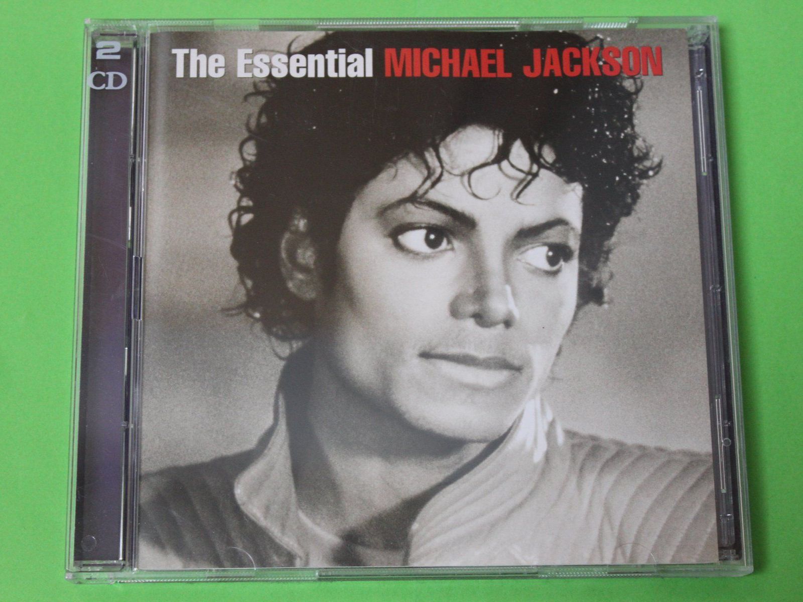 CD: The Essential Michael Jackson 2CD Guter Zustand – Usato da Tübach venduto da JamesStone 7