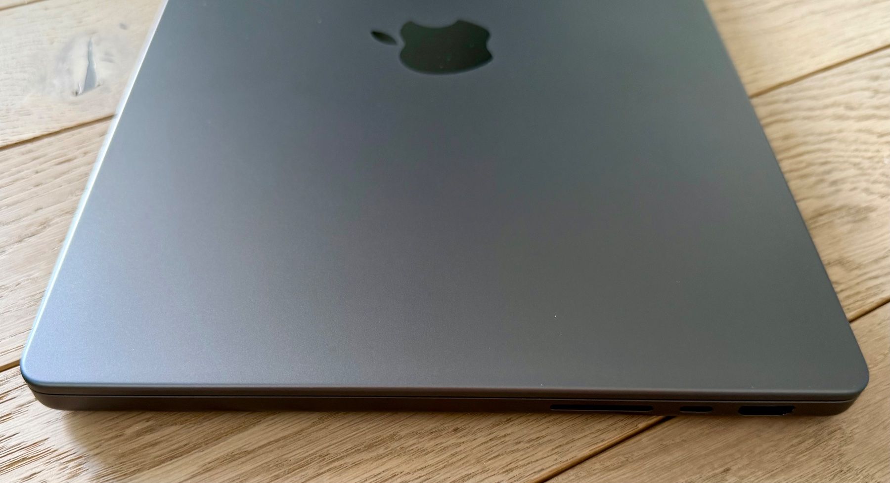 Apple Notebook: Apple MacBook Pro 14" MAX (M3) Space Schwarz – Usato da Wiesendangen venduto da Mib2000 6
