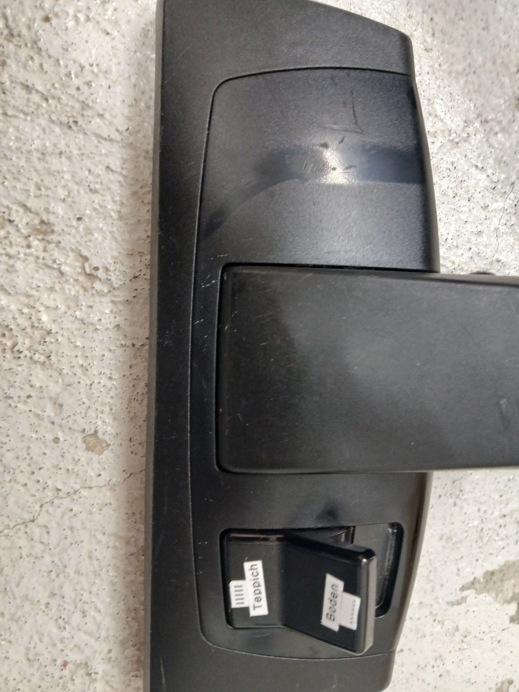 Aspirapolveri & Accessori: Staubsauger Bodendüse umschaltbar – Usato da Niederbipp venduto da nid_xjv9 4