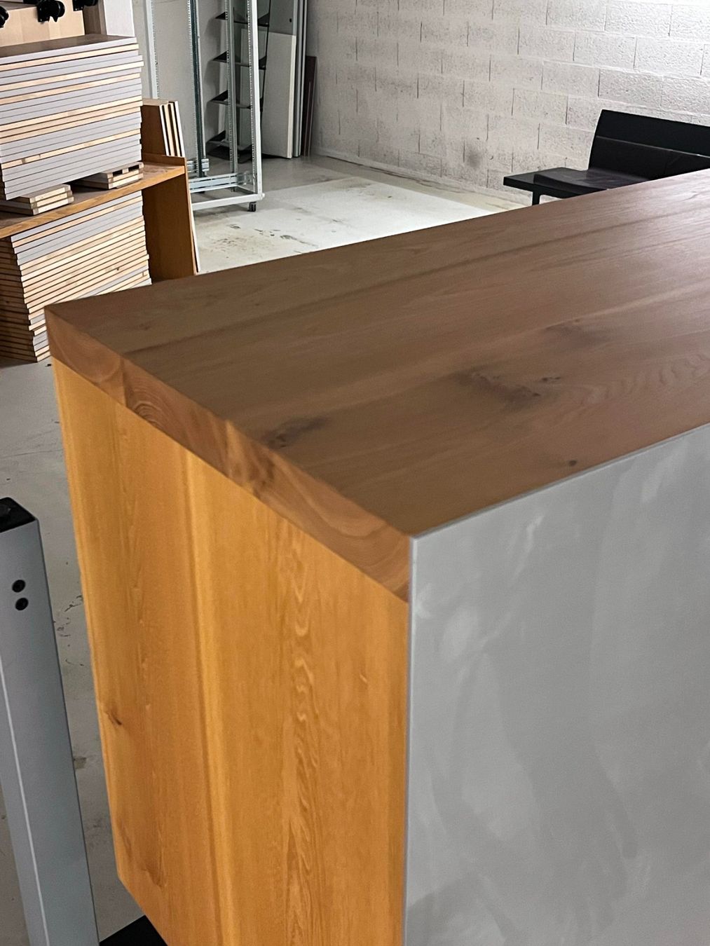 Scaffali: Enfilade en orme, portes aluminium finition brossé – Usato da COPPET venduto da lau_j5c6 1
