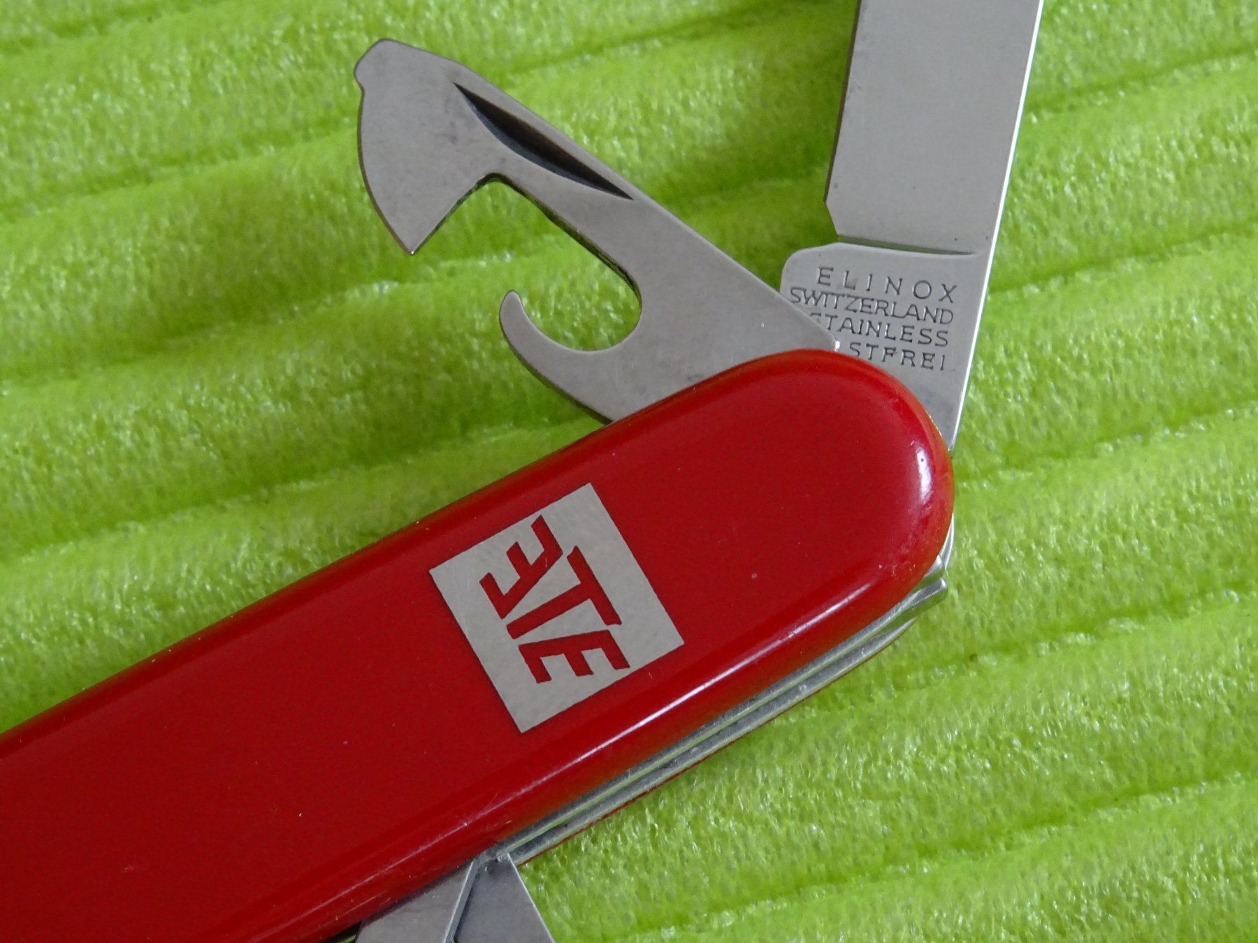 Coltelli tascabile: Elinox Taschenmesser rot ETE – Usato da Hinwil venduto da Fusca 2