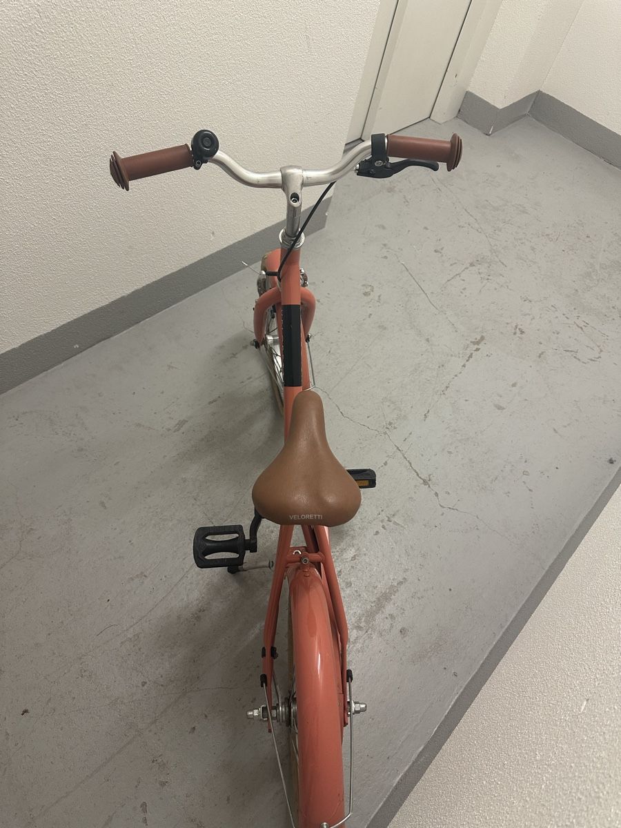 Velos: Veloretti Kinderfahrrad 16 Zoll, Korallrot, top Zustand! – Gebraucht aus Hünenberg See von misterblee 2