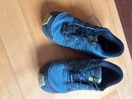 Salomon Trekking Schuhe gr 33