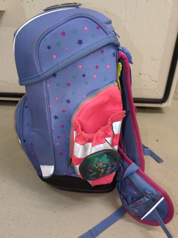Ergobag Kindertaschen: ergobag pack Schulrucksack-Set (NP 339.-) – Gebraucht aus Embrach von Vza 4