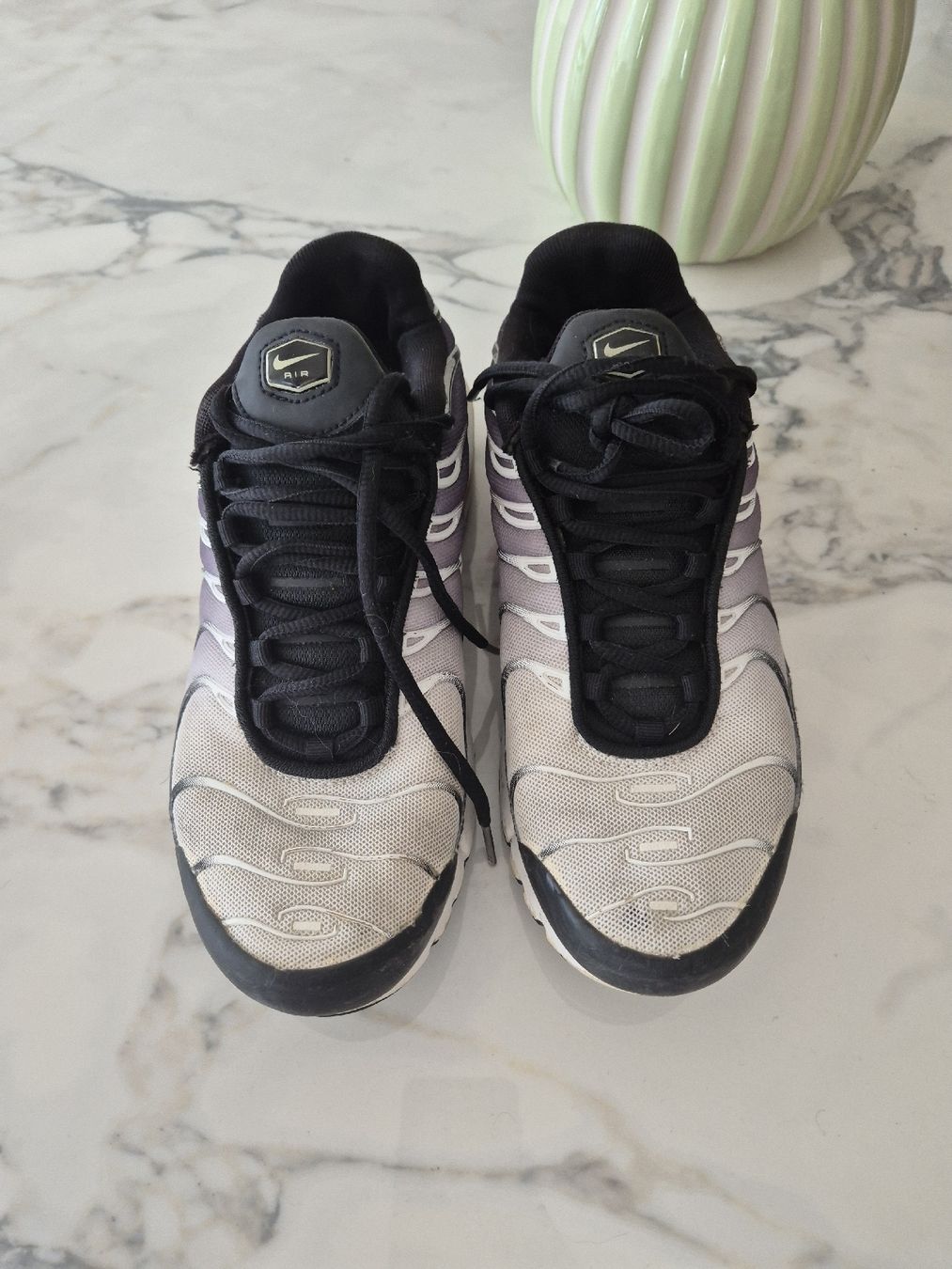 Nike Herrenschuhe: Nike Air Max Plus TN Se Grösse 40  – Gebraucht aus Niederrohrdorf von Sistarr 1