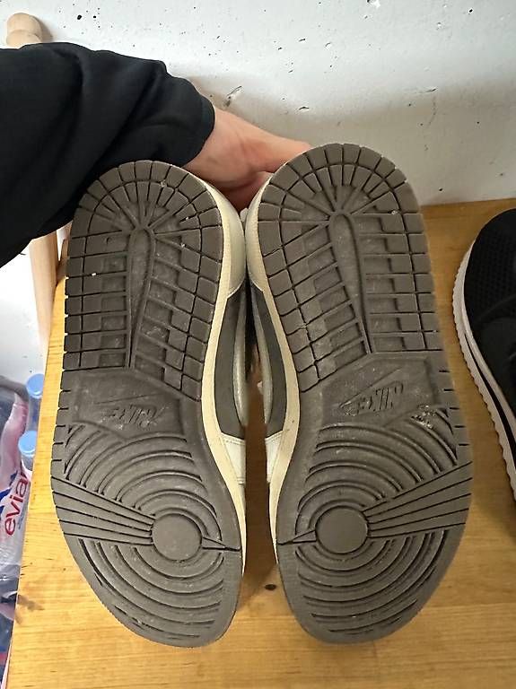 Scarpe da uomo: Herren Sneakers Grösse 41 – Usato da Zürich venduto da Babanos7 4